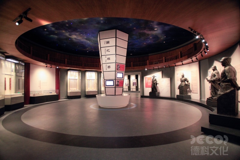 展覽廳設計：展示藝術(shù)品和設計的審美價值和創(chuàng)新思維